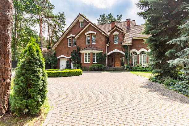Reasons to Select Us for Your Driveway Paving Requirements in Palm Springs North, FL